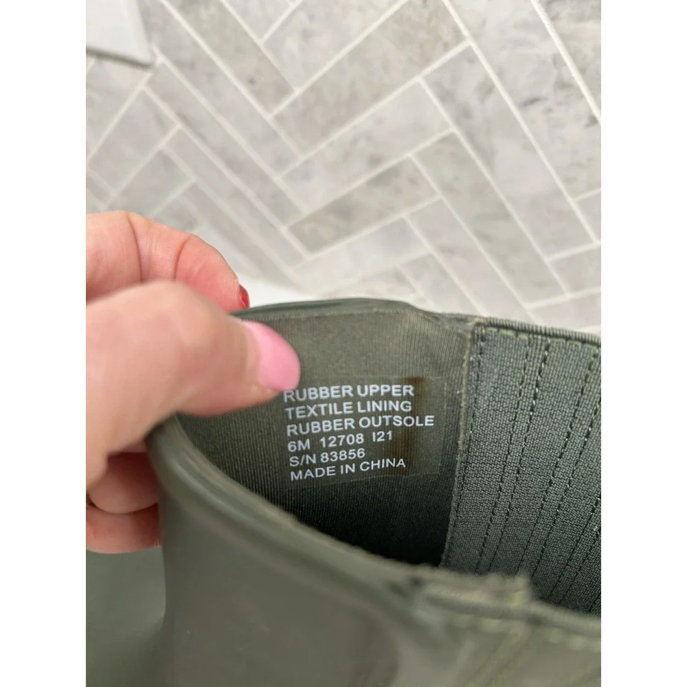 TORY BURCH Rubber Lug‎ Sole Ankle Rain Boots Women's Size 6 Green 12708-121